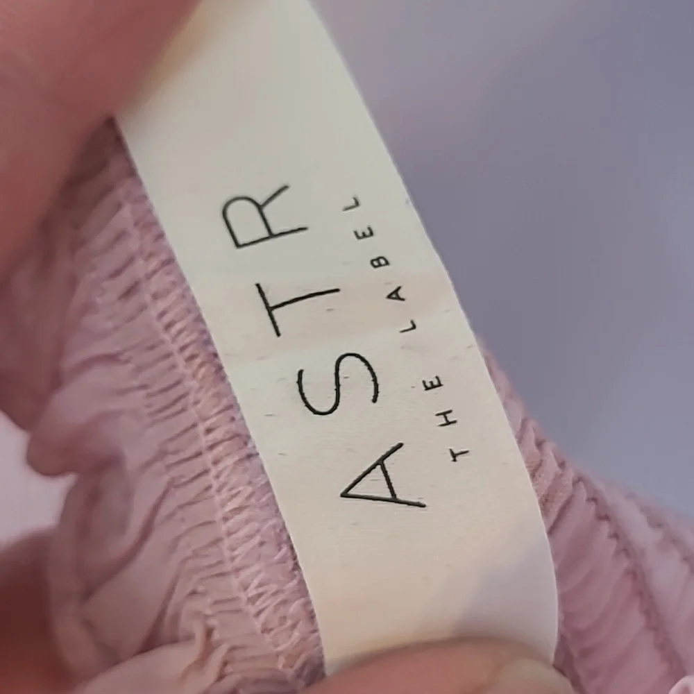 ASTR The Label Pink Puff Sleeve Crop Top Size Small - Picture 5 of 6
